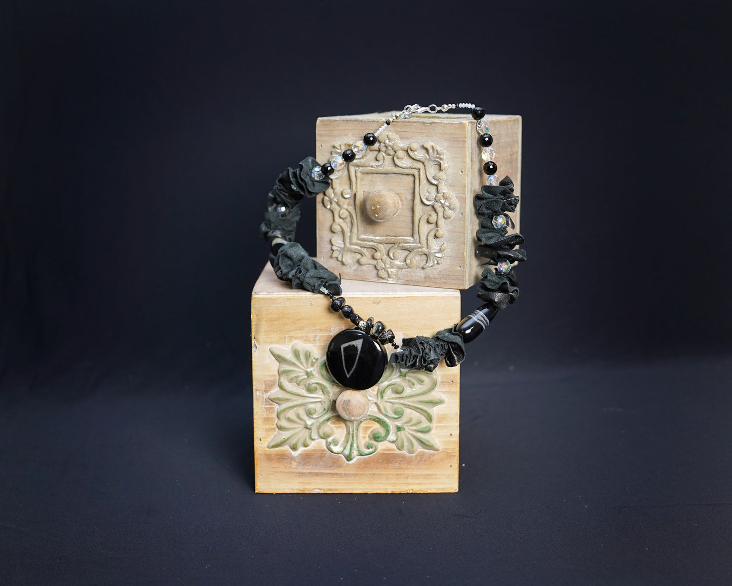 Black Collana con pendente