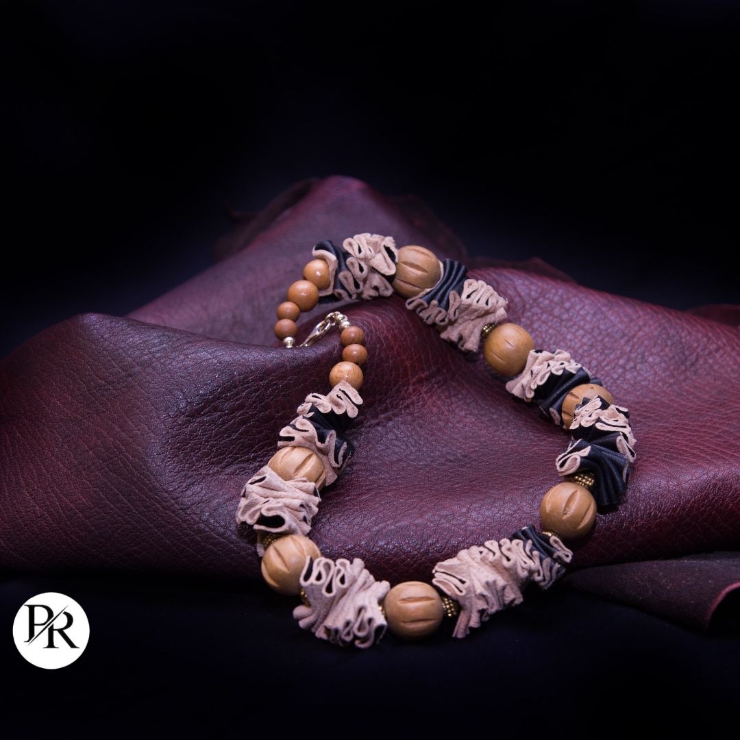Black Africa Collana